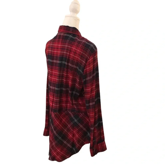 Ladies Red & Black Plaid Top - Picture 12 of 12